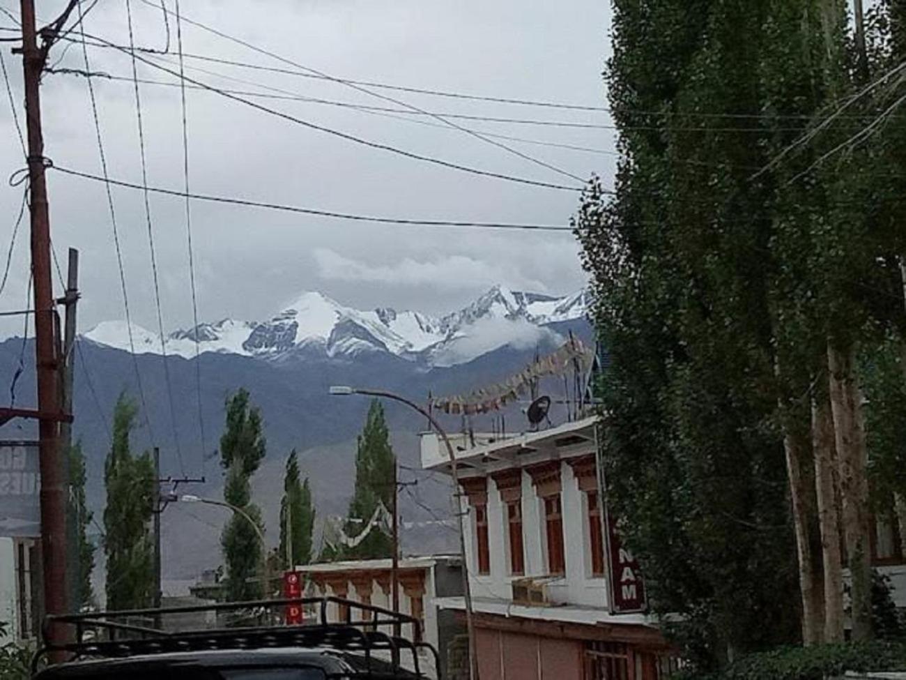 Hotel Sky Desert - Leh Ladakh Ut Eksteriør bilde